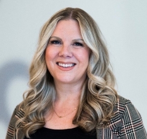 Jenn Smith Headshot